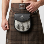 Semi Dress Natural Calfskin Lion Emblem Sporran